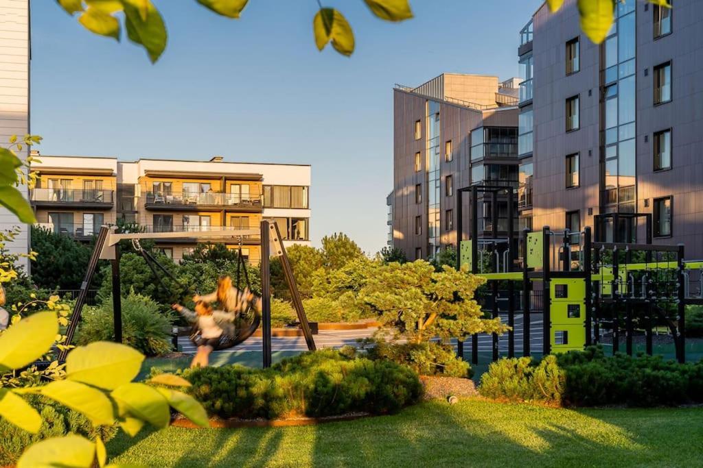 Bright Kaunas Apartment With Castle View Ngoại thất bức ảnh
