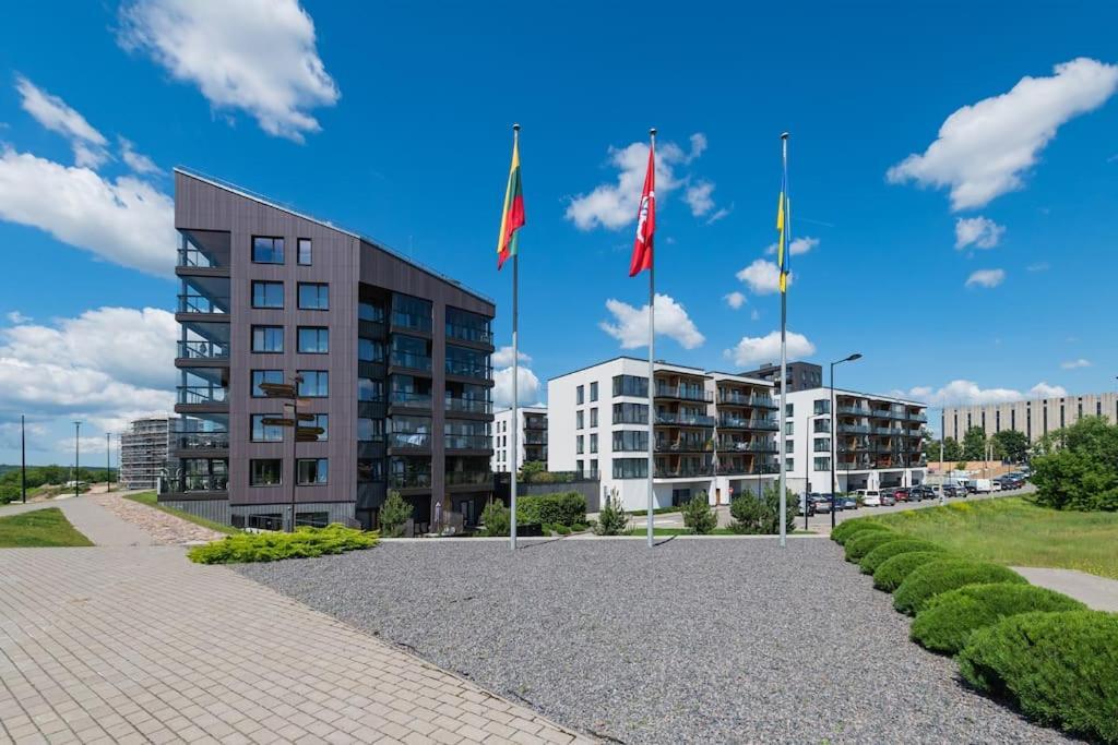 Bright Kaunas Apartment With Castle View Ngoại thất bức ảnh